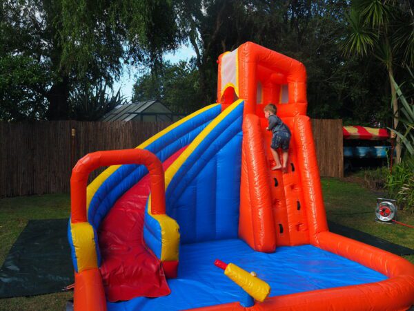 kicks n giggles party hire equipment waiuku kicks and giggles bouncy castles auckland