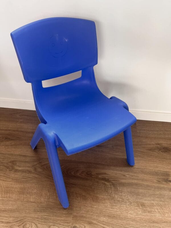 Kids Chairs - Image 4